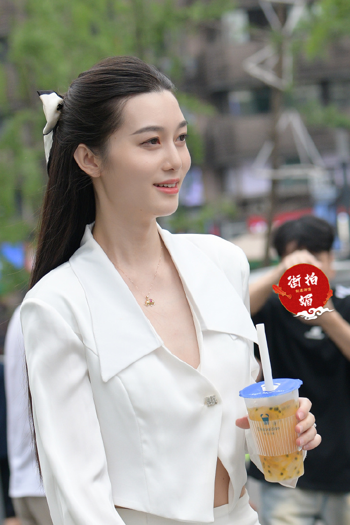 街拍美女照片分享 性感美女-第4张