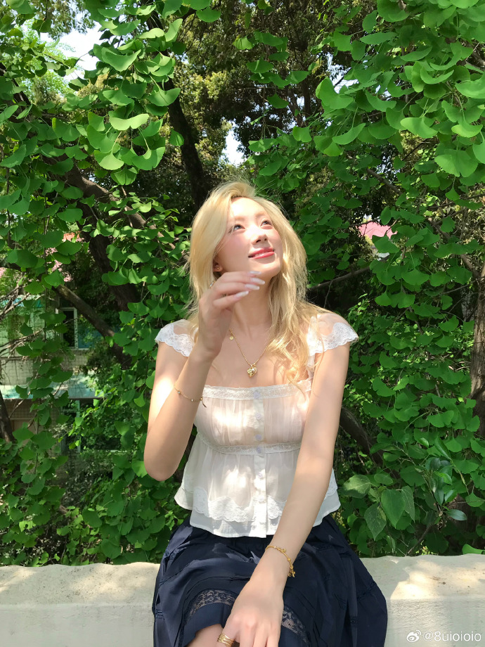 盛夏蝉鸣时 ​等我的你在何方? 清纯妹子-第1张