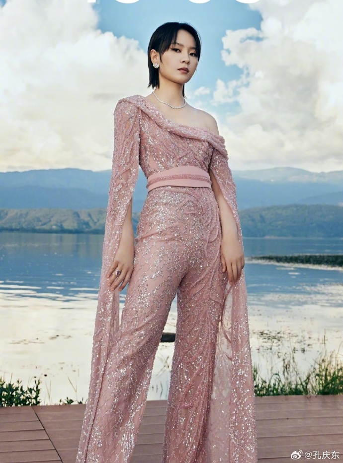 看看现在这些美女拍照姿势 性感美女-第6张