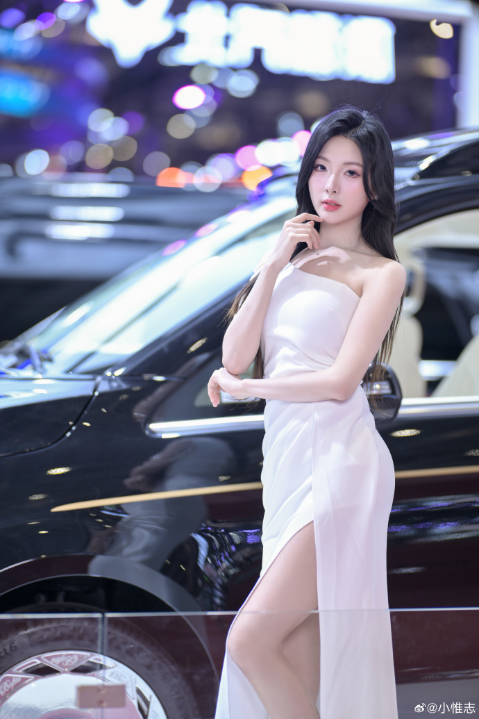 2025上海国际车展 小惟志 美女车模-第6张