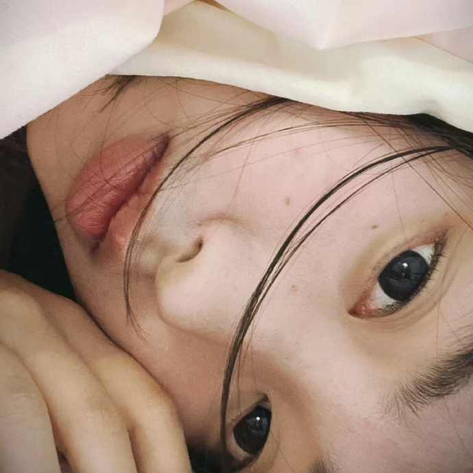 5月这些女生头像总有一张头像打动你 ​ 头像-第5张