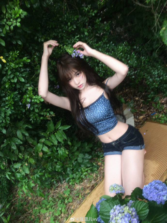 美女被雨淋湿的夏天 清纯妹子-第7张