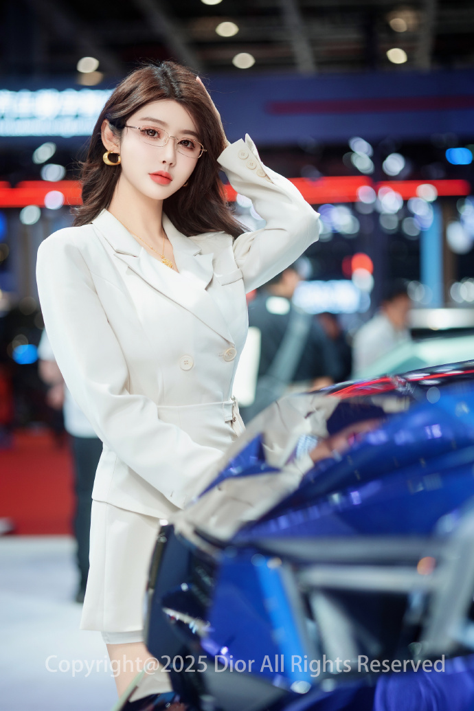2025上海车展 小云云车模 美女车模-第4张