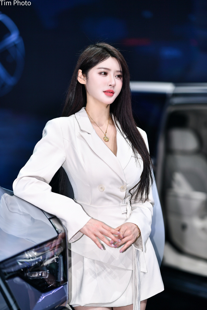 2025上海车展 小云云车模 美女车模-第6张