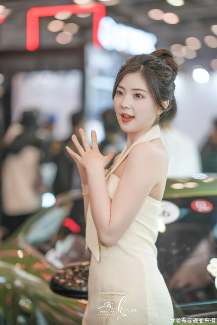 青春靓丽车模 春晓 美女车模-第8张