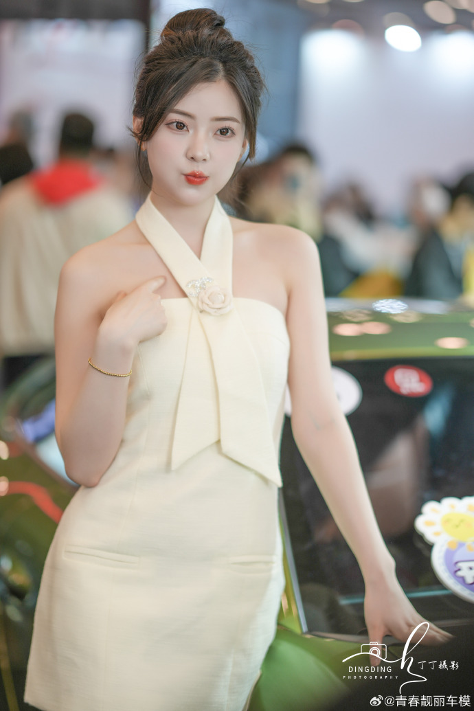 青春靓丽车模 春晓 美女车模-第4张