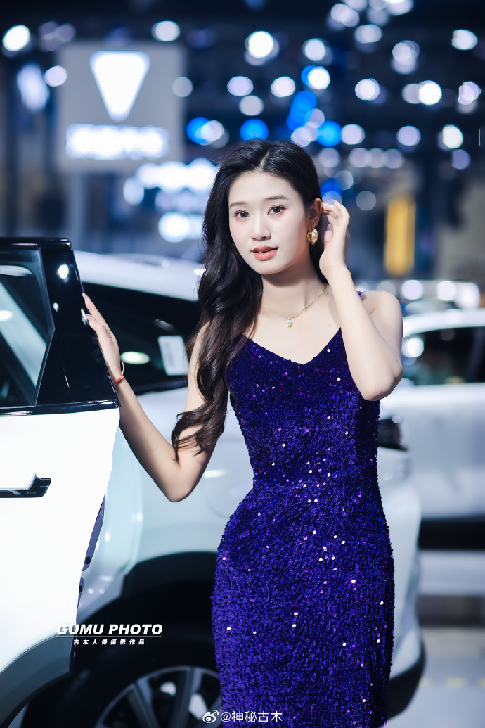 2025贵阳国际车展星途展台模特小姐姐 美女车模-第4张